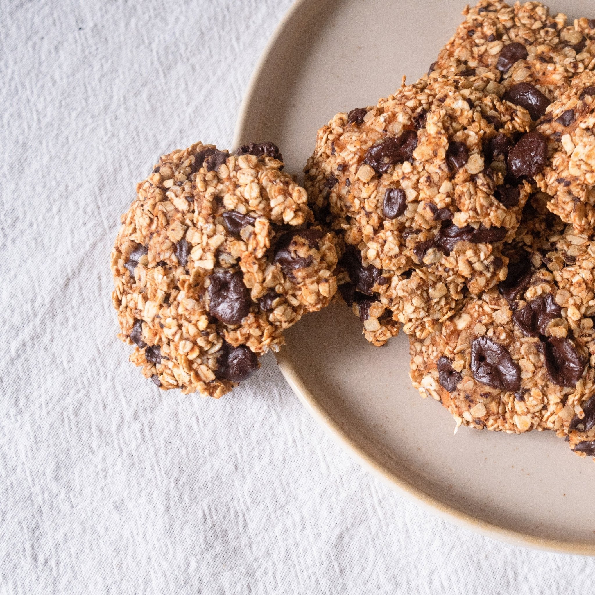 SWEET POTATO & CHOCOLATE OAT COOKIES - Vild Nord